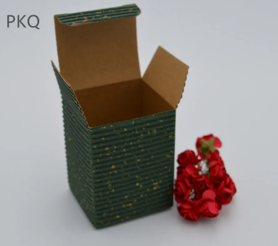 Wholesale 20PCS green Mailer Box Corrugated cardboard shipping mailer box red Packaging Box for T-shirt Underwear Baby clothing
Wholesale 20PCS green Mailer Box Corrugated cardboard shipping mailer box red Packaging Box for T-shirt Underwear Baby clothing