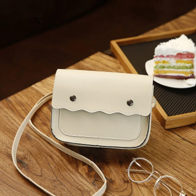 Spring and Summer New Wave Point Retro PU Shoulder Messenger Bag Tool Small Square Package 2019 Fashion Trend
Spring and Summer New Wave Point Retro PU Shoulder Messenger Bag Tool Small Square Package 2019 Fashion Trend