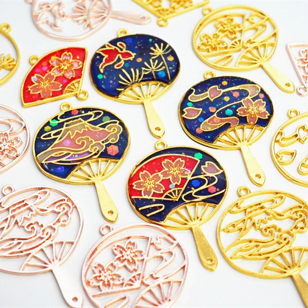 10pcs 4 styles fans Metal Frame Pendant Gold Charm Bezel Setting Cabochon Setting UV Resin Charm Jewelry Making Findings
10pcs 4 styles fans Metal Frame Pendant Gold Charm Bezel Setting Cabochon Setting UV Resin Charm Jewelry Making Findings