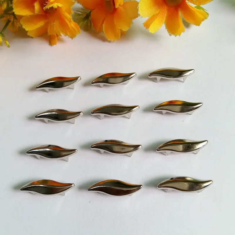 300Pcs Vintage 7-22mm Metal Spike Studs Decorative Rivet For Leather Punk Bag Clothes Craft
300Pcs Vintage 7-22mm Metal Spike Studs Decorative Rivet For Leather Punk Bag Clothes Craft