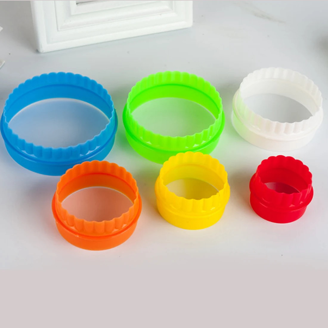 Cake mold Cookies Cutter Frame Fondant Biscuit Cake Mould 5pcs/set DIY Star Chirstmas Tree Round Heart Flower Mold Cookie Maker
Cake mold Cookies Cutter Frame Fondant Biscuit Cake Mould 5pcs/set DIY Star Chirstmas Tree Round Heart Flower Mold Cookie Maker
