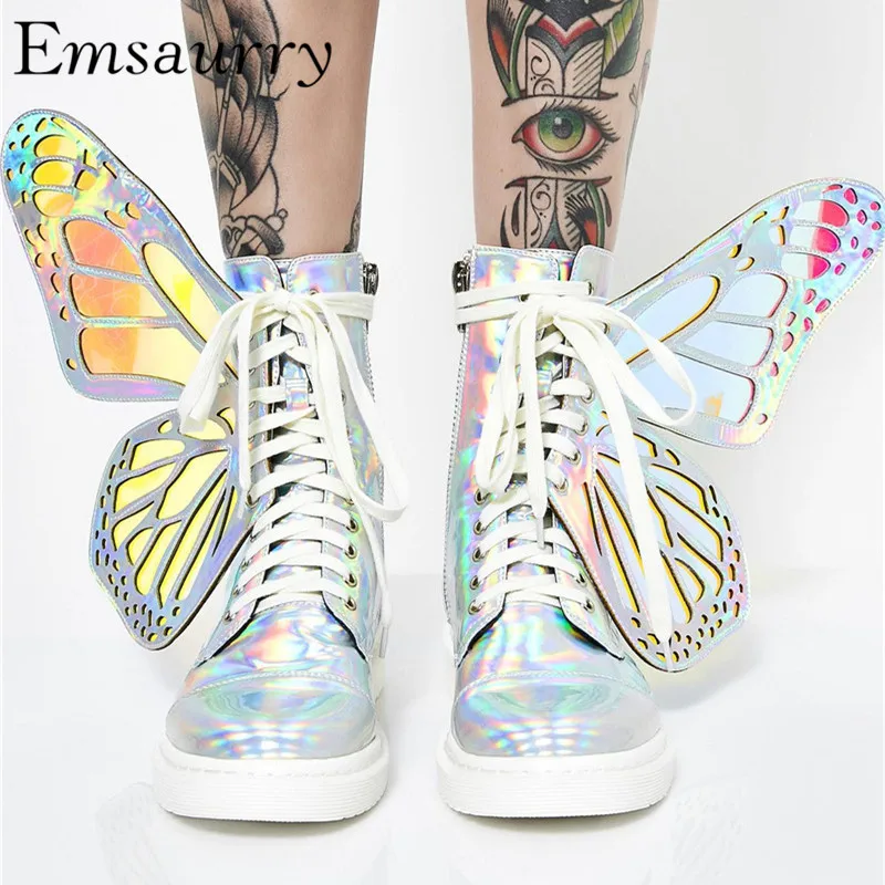 The New Chic 2019 Martin Boots Cross-tied Shiny Mirror Leather Round Toe Silver Colorful Wing Decor Ankle Boots Women
The New Chic 2019 Martin Boots Cross-tied Shiny Mirror Leather Round Toe Silver Colorful Wing Decor Ankle Boots Women