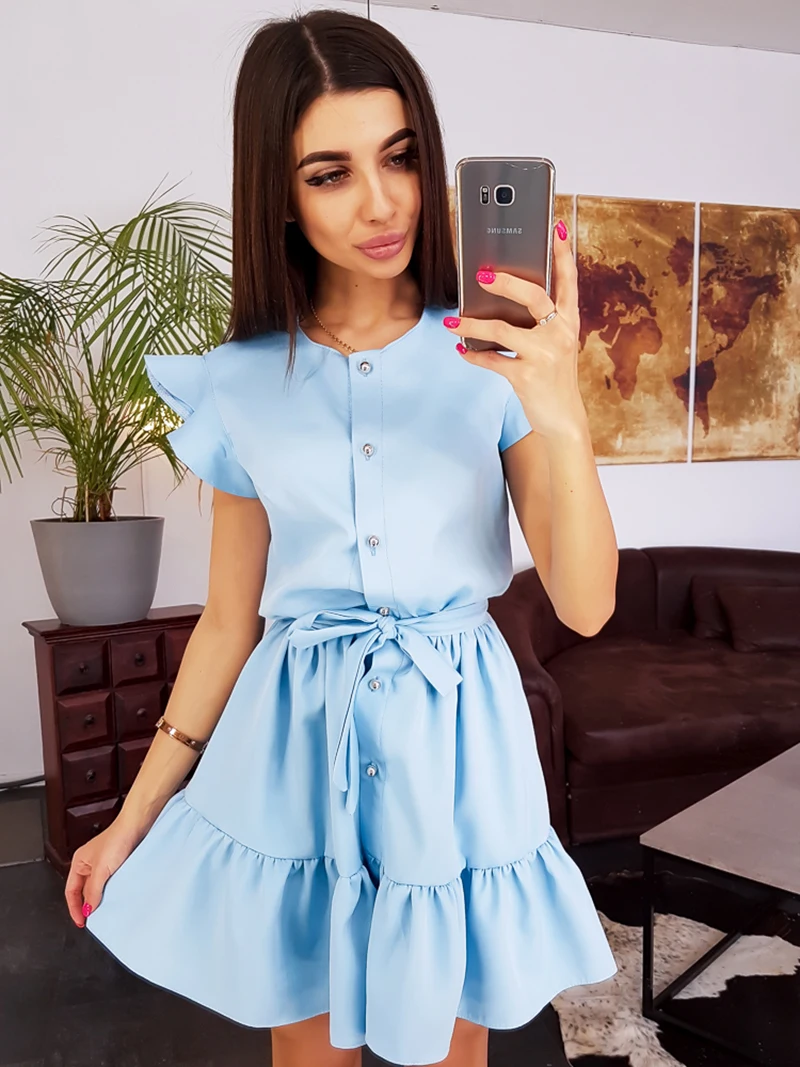 Women Vintage Ruffled Sashes Solid A-line Mini Dress Short Sleeve O Neck Button Party Dresses 2019 Summer New Fashion Belt Dress
Women Vintage Ruffled Sashes Solid A-line Mini Dress Short Sleeve O Neck Button Party Dresses 2019 Summer New Fashion Belt Dress