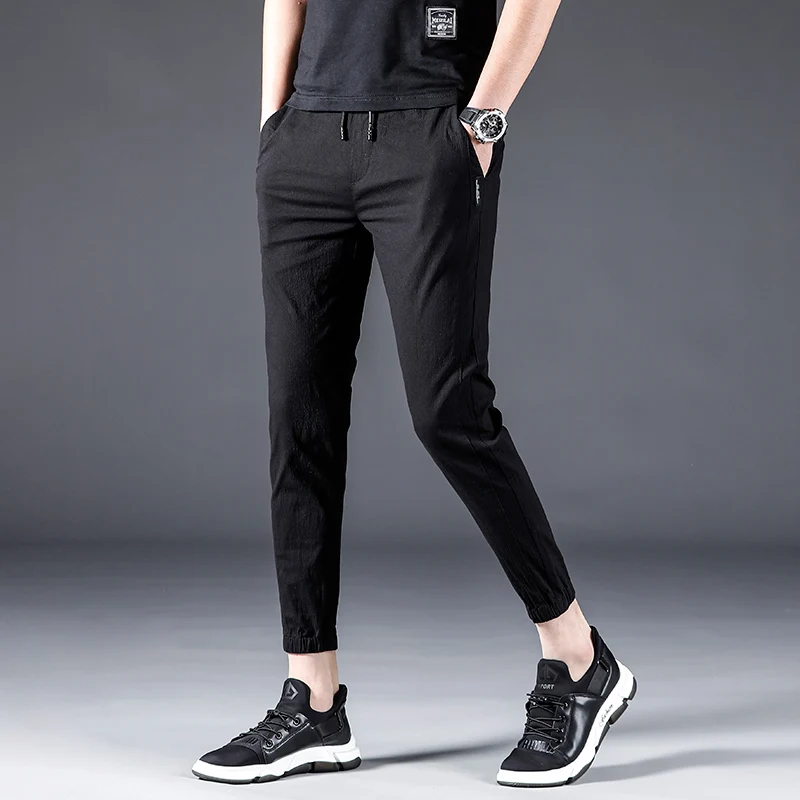 Summer trousers Men's Korean version of the trend of self-cultivation men's casual pants 9 minutes men's trousers black Leggings
Summer trousers Men's Korean version of the trend of self-cultivation men's casual pants 9 minutes men's trousers black Leggings