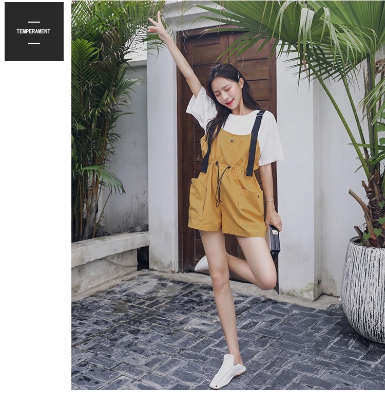 2019 summer new loose short-sleeved T-shirt + pull out big pocket suspenders shorts set two-piece women
2019 summer new loose short-sleeved T-shirt + pull out big pocket suspenders shorts set two-piece women