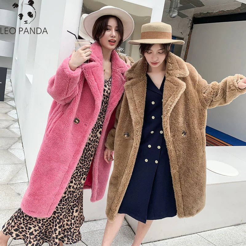 2019 Winter Women High Quality Lamb Fur Coat Luxury Long Fur Coat Loose Lapel OverCoat Thick Warm Large size Female Plush Coats
2019 Winter Women High Quality Lamb Fur Coat Luxury Long Fur Coat Loose Lapel OverCoat Thick Warm Large size Female Plush Coats