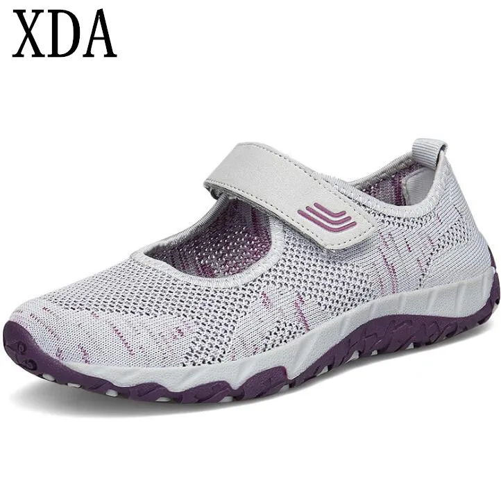 XDA Women Sandals 2019 Summer Mesh single Shoe Woman Breathable Fashion Solid light weight Flat Female Ladies Casual sneaker
XDA Women Sandals 2019 Summer Mesh single Shoe Woman Breathable Fashion Solid light weight Flat Female Ladies Casual sneaker