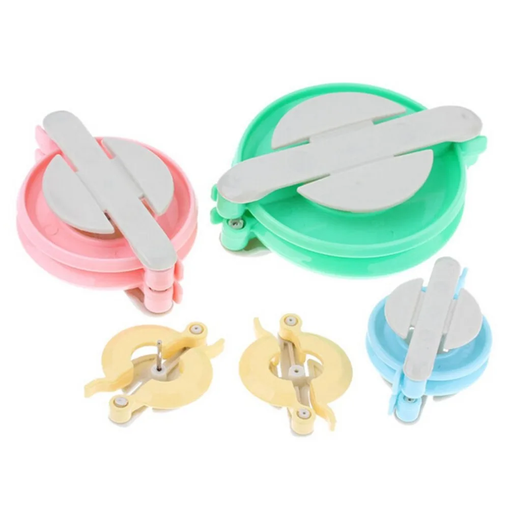4pcs/set Weave Tool Pompon Braider Knitting Wool Ball Making Machine Pompon Maker Imitate Cola Hairy Device Sewing Accessories
4pcs/set Weave Tool Pompon Braider Knitting Wool Ball Making Machine Pompon Maker Imitate Cola Hairy Device Sewing Accessories