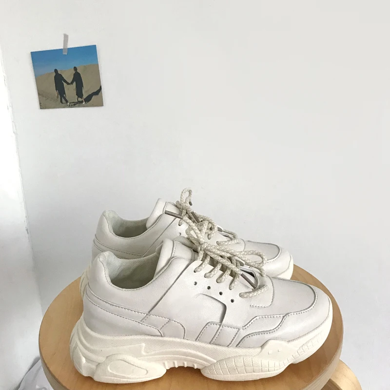 INS Increase Thick Bottom Women Sneakers High Platform Retro Harajuku Style Ladies Casual Shoes High Quality Breathable Leisure
INS Increase Thick Bottom Women Sneakers High Platform Retro Harajuku Style Ladies Casual Shoes High Quality Breathable Leisure