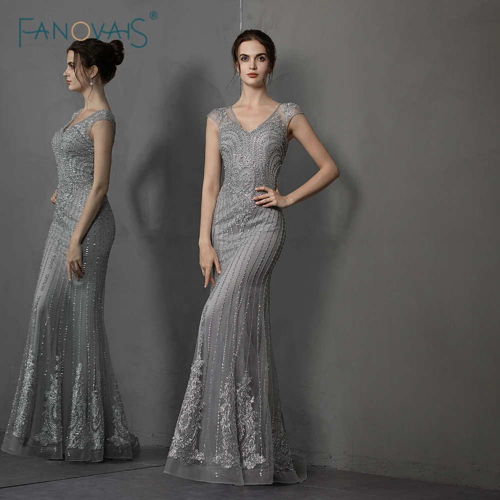 Silver Grey Evening Dress 2019 V Neck Dubai Handmade Beaded Sleeveless Luxury Prom Dress 2019 Party Gown Robe de Soiree NE97
Silver Grey Evening Dress 2019 V Neck Dubai Handmade Beaded Sleeveless Luxury Prom Dress 2019 Party Gown Robe de Soiree NE97