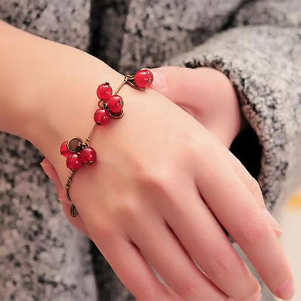 Vintage Red Cherry Leaf Chain Bracelet Charm Ormosia Beads Women Girls Bracelet Jewelry
Vintage Red Cherry Leaf Chain Bracelet Charm Ormosia Beads Women Girls Bracelet Jewelry