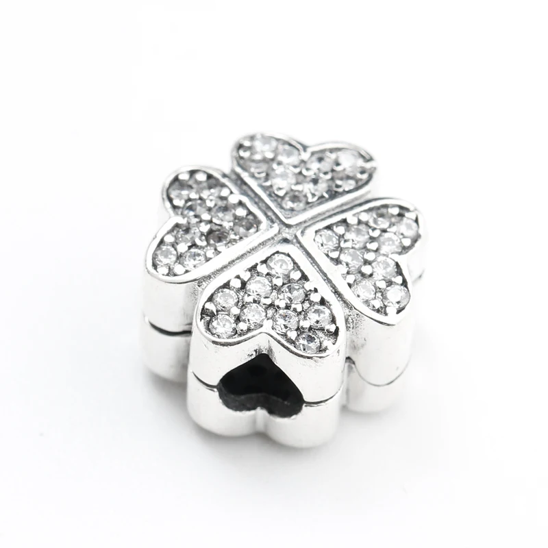 925 Sterling Silver Bead Petals of Love Clear CZ Heart Clover Clip Beads Fits DIY Bracelets Bangles Necklace Jewelry for Gift
925 Sterling Silver Bead Petals of Love Clear CZ Heart Clover Clip Beads Fits DIY Bracelets Bangles Necklace Jewelry for Gift