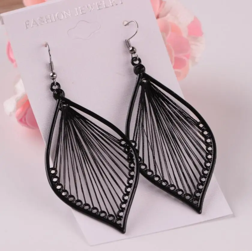 1Pair Fashion Women Earrings Alloy Leaf Dangle Earings Eardrop Jewelry Vintage Oorbellen Fabulous Imitate Ornaments Trinkets
1Pair Fashion Women Earrings Alloy Leaf Dangle Earings Eardrop Jewelry Vintage Oorbellen Fabulous Imitate Ornaments Trinkets