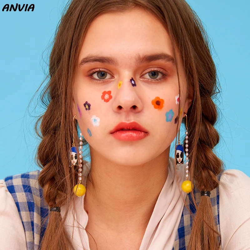 Korean Style Blue Hat Girl Irregular Drop Earrings For Women Pearl Tassel Designer Dangle Earrings 2019 Popular DropShipping
Korean Style Blue Hat Girl Irregular Drop Earrings For Women Pearl Tassel Designer Dangle Earrings 2019 Popular DropShipping