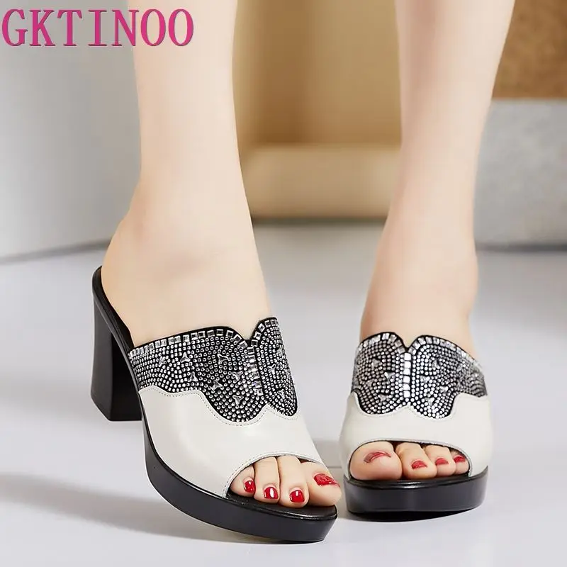 GKTINOO Women Slipper's 2019 Ladies Summer Slippers Shoes Women High Heels Fashion Rhinestone Summer Shoes Genuine Leather
GKTINOO Women Slipper's 2019 Ladies Summer Slippers Shoes Women High Heels Fashion Rhinestone Summer Shoes Genuine Leather