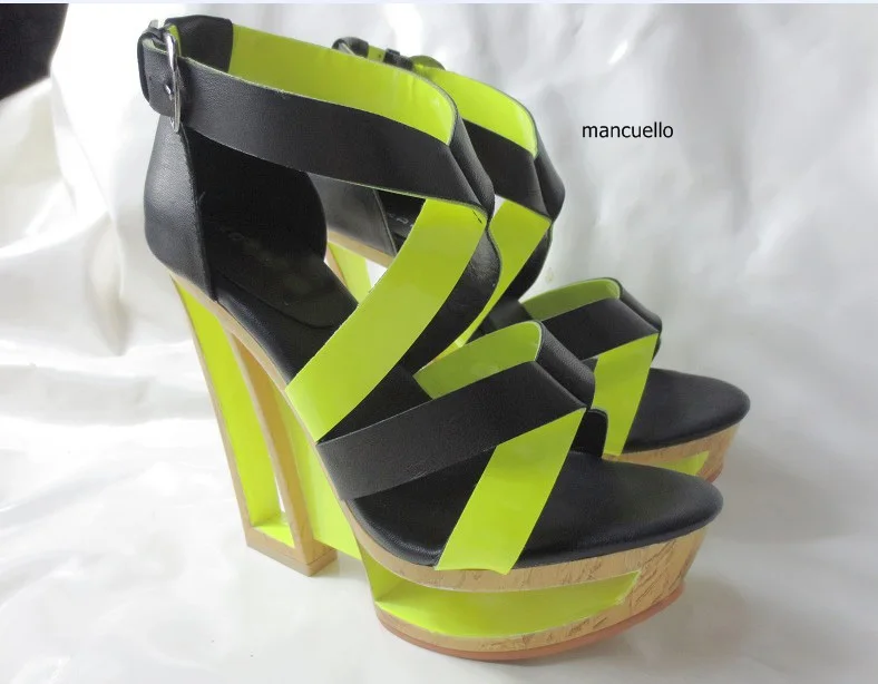 New Design Color Matched Strange Style Heels Dress Sandals Trendy Women Open Toe Buckle Platform Shoes Fashion Catwalk Sandals
New Design Color Matched Strange Style Heels Dress Sandals Trendy Women Open Toe Buckle Platform Shoes Fashion Catwalk Sandals