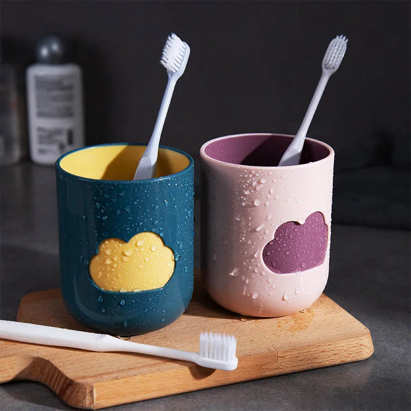 1Pcs8.2*10cm toothbrush cup Moire PP plastic material Couple cup Bathroom products Household items 5 colors available
1Pcs8.2*10cm toothbrush cup Moire PP plastic material Couple cup Bathroom products Household items 5 colors available