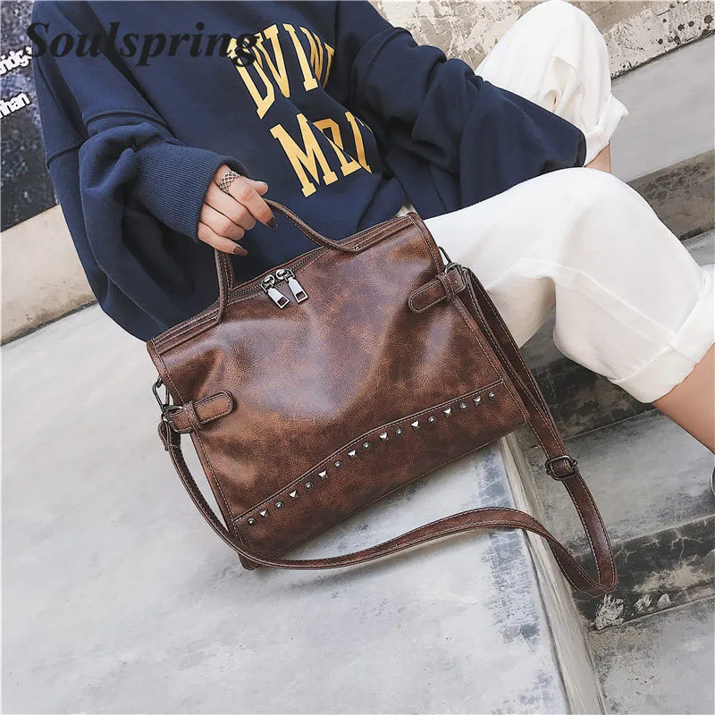 Bolso Mujer 2018 Vintage Women Bag Ladies Luxury Oil Leather Handbags Winter Casual Tote Rivet Bag Big Shoulder Bags For Women
Bolso Mujer 2018 Vintage Women Bag Ladies Luxury Oil Leather Handbags Winter Casual Tote Rivet Bag Big Shoulder Bags For Women