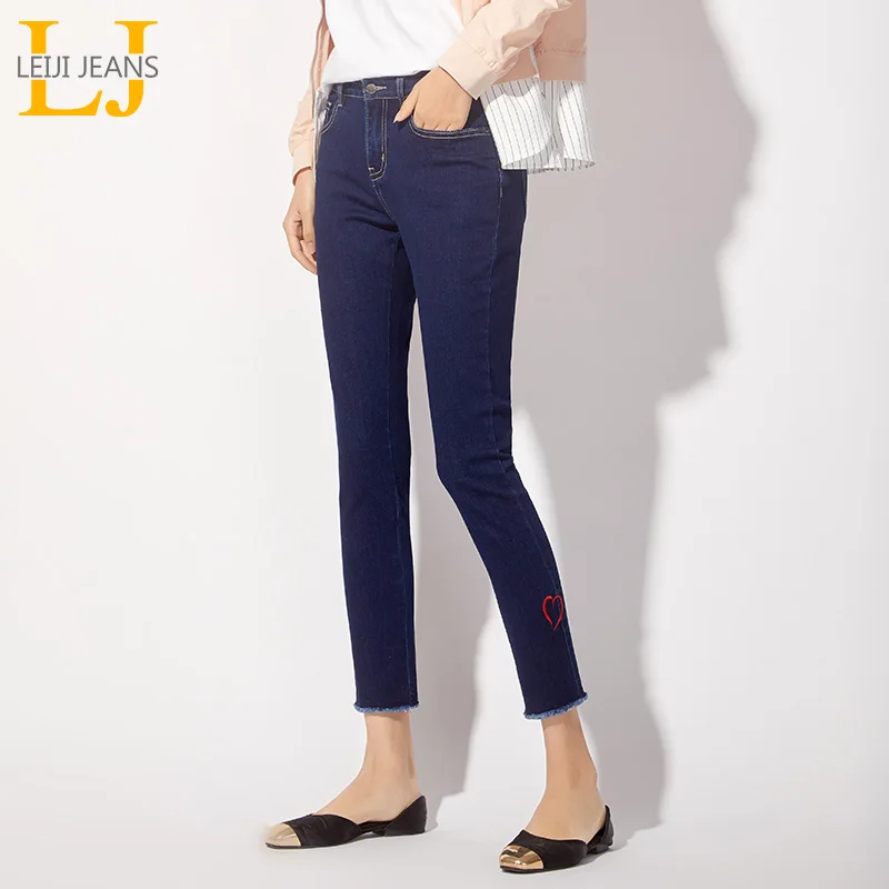 LEIJIJEANS New arrival spring section in the waist slim 9 points feet jeans classic embroidery blue women's plus size jeans 9049
LEIJIJEANS New arrival spring section in the waist slim 9 points feet jeans classic embroidery blue women's plus size jeans 9049