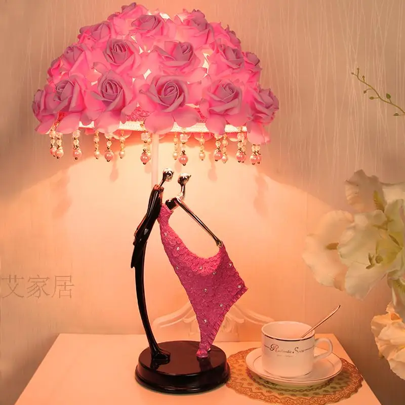 Creative wedding gifts table lamps wedding room reading lamp bedroom bedside lamp bestie couple decorative desk light ZA920502
Creative wedding gifts table lamps wedding room reading lamp bedroom bedside lamp bestie couple decorative desk light ZA920502