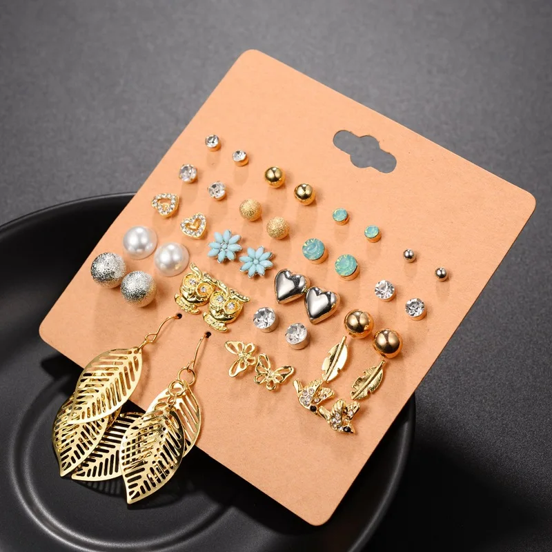 20 pair/set and 9 pair/set Women Pearl Animal Crystal Heart Stud Earrings Women Piercing Simulated Leaf Earring Fashion Jewelry
20 pair/set and 9 pair/set Women Pearl Animal Crystal Heart Stud Earrings Women Piercing Simulated Leaf Earring Fashion Jewelry