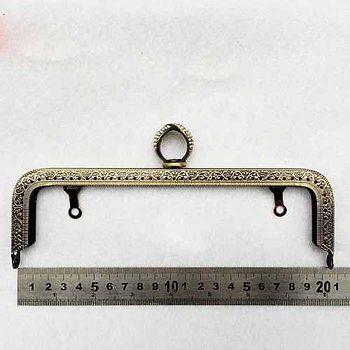 vintage bronze color metal clasp for bag purse frame knurling accessories diamond buckle 3pcs/lot
vintage bronze color metal clasp for bag purse frame knurling accessories diamond buckle 3pcs/lot