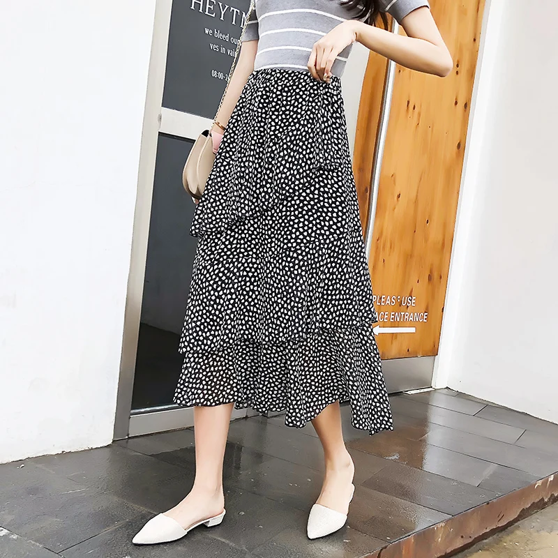 2019 spring and summer new high waist chiffon skirt female floral long irregular ruffle A Line skirt
2019 spring and summer new high waist chiffon skirt female floral long irregular ruffle A Line skirt