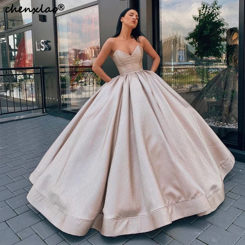 Youthful 2019 New Long Evening Dress Sweetheart Sleeveless Backless Ball Gown Evening Dresses Formal Party Gowns Vestidos
Youthful 2019 New Long Evening Dress Sweetheart Sleeveless Backless Ball Gown Evening Dresses Formal Party Gowns Vestidos
