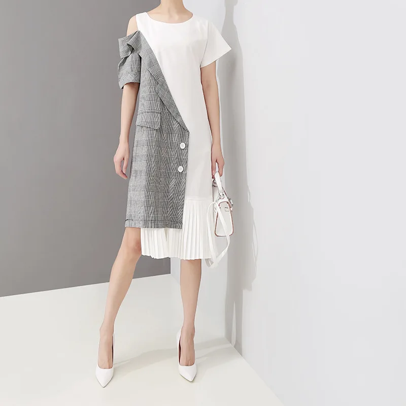 Elegant Lattice Splice Button Pleats Mid Length Summer Dress 2019 Korean Loose Leakage Shoulder Short Sleeves Irregular Drees
Elegant Lattice Splice Button Pleats Mid Length Summer Dress 2019 Korean Loose Leakage Shoulder Short Sleeves Irregular Drees