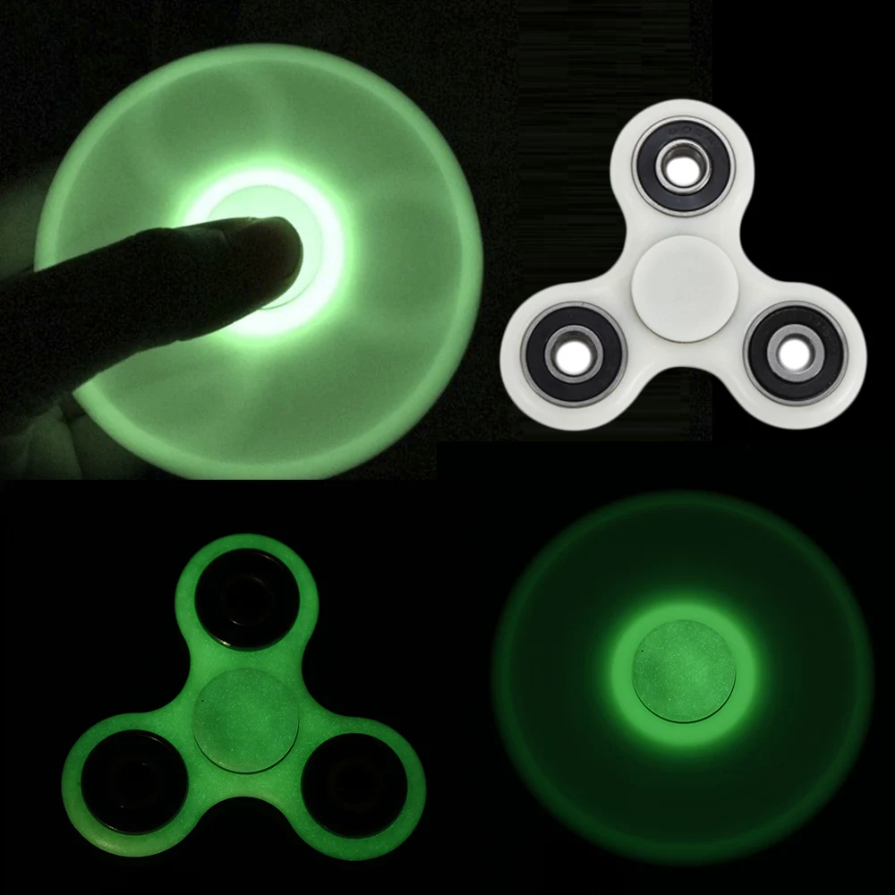 

Glow In Dark Tri-Spinner Fidget Toy ABS Plastic EDC Hand Spinner For Kids Adults Autism and ADHD Rotation Stress Relief