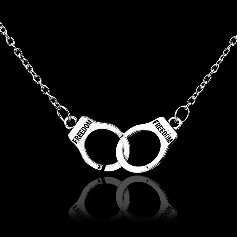 1 pcs New Arrival Women Simple Gold Handcuffs intersect Chain Necklace Pendant Special Jewelry collares mujer
1 pcs New Arrival Women Simple Gold Handcuffs intersect Chain Necklace Pendant Special Jewelry collares mujer