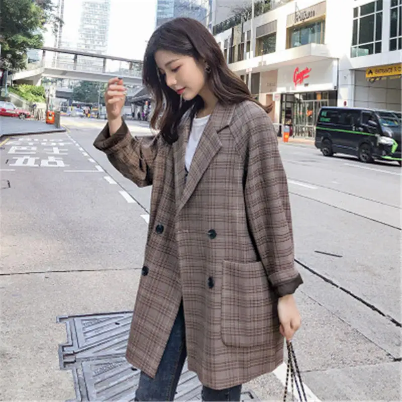Hot Selling 2020 New retro fashion Spring Autumn lady Pliad Blazer Coats Casual Suit Jacket Women Double breasted Jackets X738
Hot Selling 2020 New retro fashion Spring Autumn lady Pliad Blazer Coats Casual Suit Jacket Women Double breasted Jackets X738