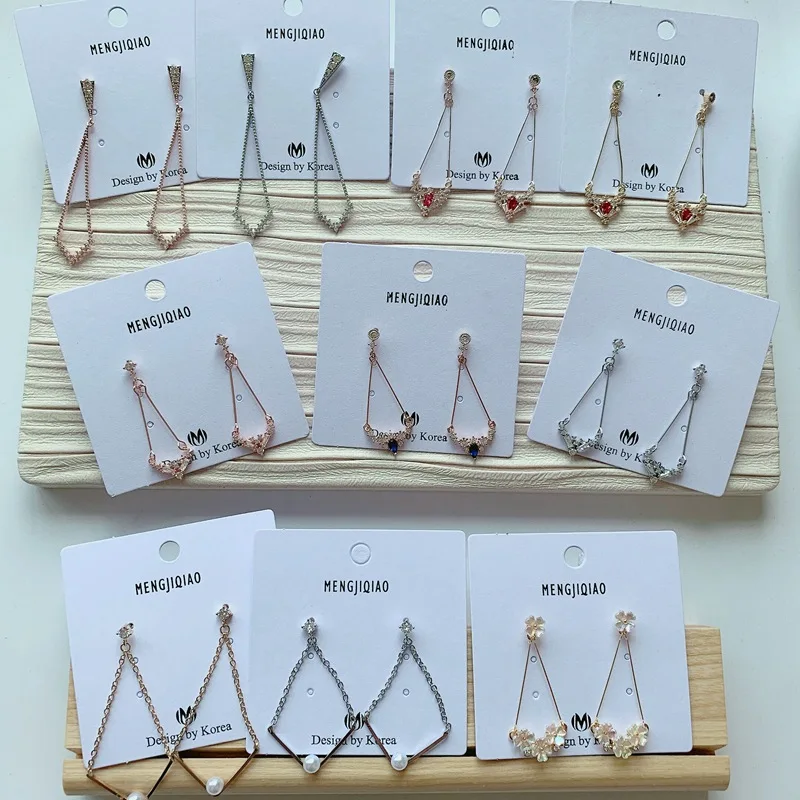 MENGJIQIAO New Korean Elegant Geometric Rhombus Shiny Cubic Zircon Drop Earrings For Women Micro Delicate Boucle D'oreille Gift
MENGJIQIAO New Korean Elegant Geometric Rhombus Shiny Cubic Zircon Drop Earrings For Women Micro Delicate Boucle D'oreille Gift