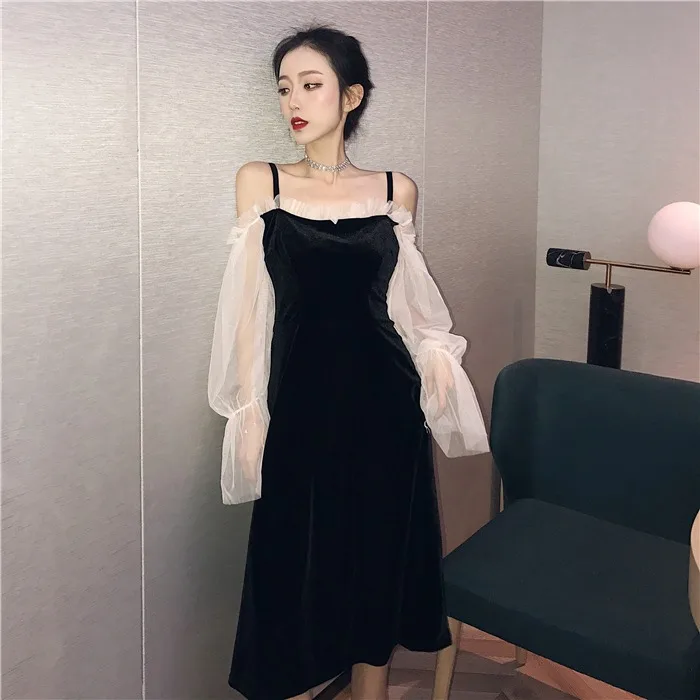 Women Mesh Stitching Long Sleeve Velvet Dress 2019 New Autumn New Fashion Vintage Medium and Long A-line Dress
Women Mesh Stitching Long Sleeve Velvet Dress 2019 New Autumn New Fashion Vintage Medium and Long A-line Dress