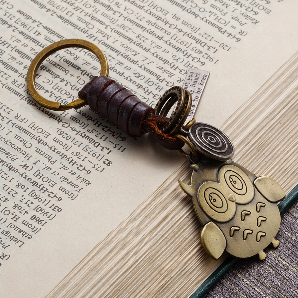 Fashion cute animal bird owl pendant leather bag trinket keychain for Women purse men's car keys chain ring holder auto souvenir
Fashion cute animal bird owl pendant leather bag trinket keychain for Women purse men's car keys chain ring holder auto souvenir
