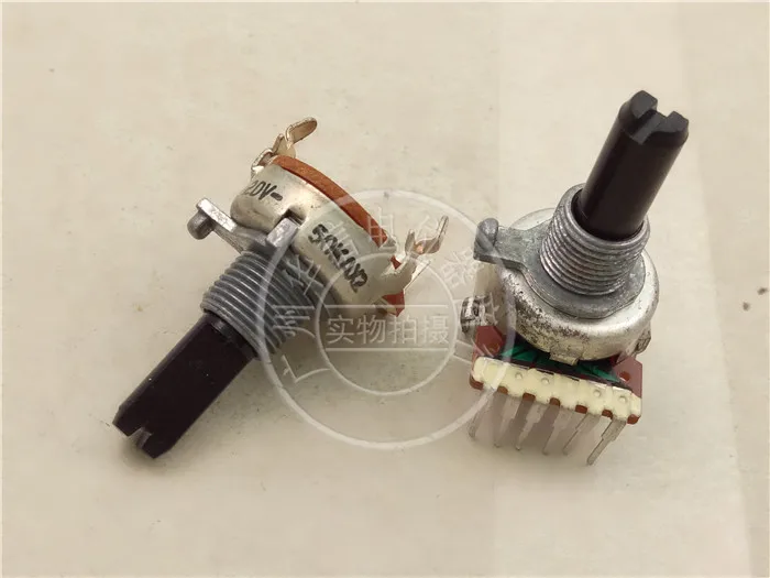 Original new 100% Korea import 161 TYPE vertical duplex potentiometer A50K 6pin handle with thread length 20MMF (SWITCH)
Original new 100% Korea import 161 TYPE vertical duplex potentiometer A50K 6pin handle with thread length 20MMF (SWITCH)