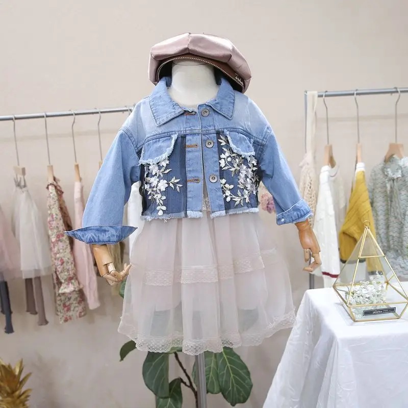 Girls spring 2019 new big boy children's fashion children's denim jacket with dress two-piece
Girls spring 2019 new big boy children's fashion children's denim jacket with dress two-piece