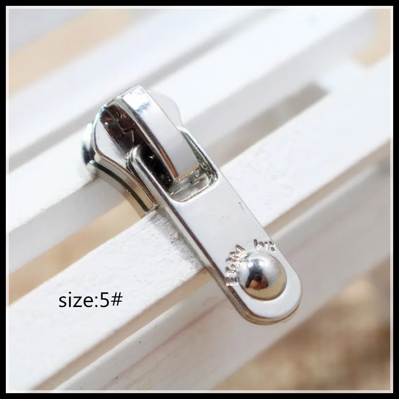 5# Wholesale 10pcs Zipper Sliders Silver Metal Zipper Pulls zipper Head For Handbag/ Backpack/Clothing/Sewing Tailor Tools 072
5# Wholesale 10pcs Zipper Sliders Silver Metal Zipper Pulls zipper Head For Handbag/ Backpack/Clothing/Sewing Tailor Tools 072