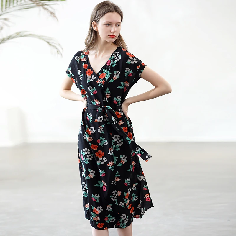 Yangxun 2019 Summer Chinese Style Printed Women V Neck Black 100% Silk Floral Midi Dress With Waistband ZHH80260
Yangxun 2019 Summer Chinese Style Printed Women V Neck Black 100% Silk Floral Midi Dress With Waistband ZHH80260