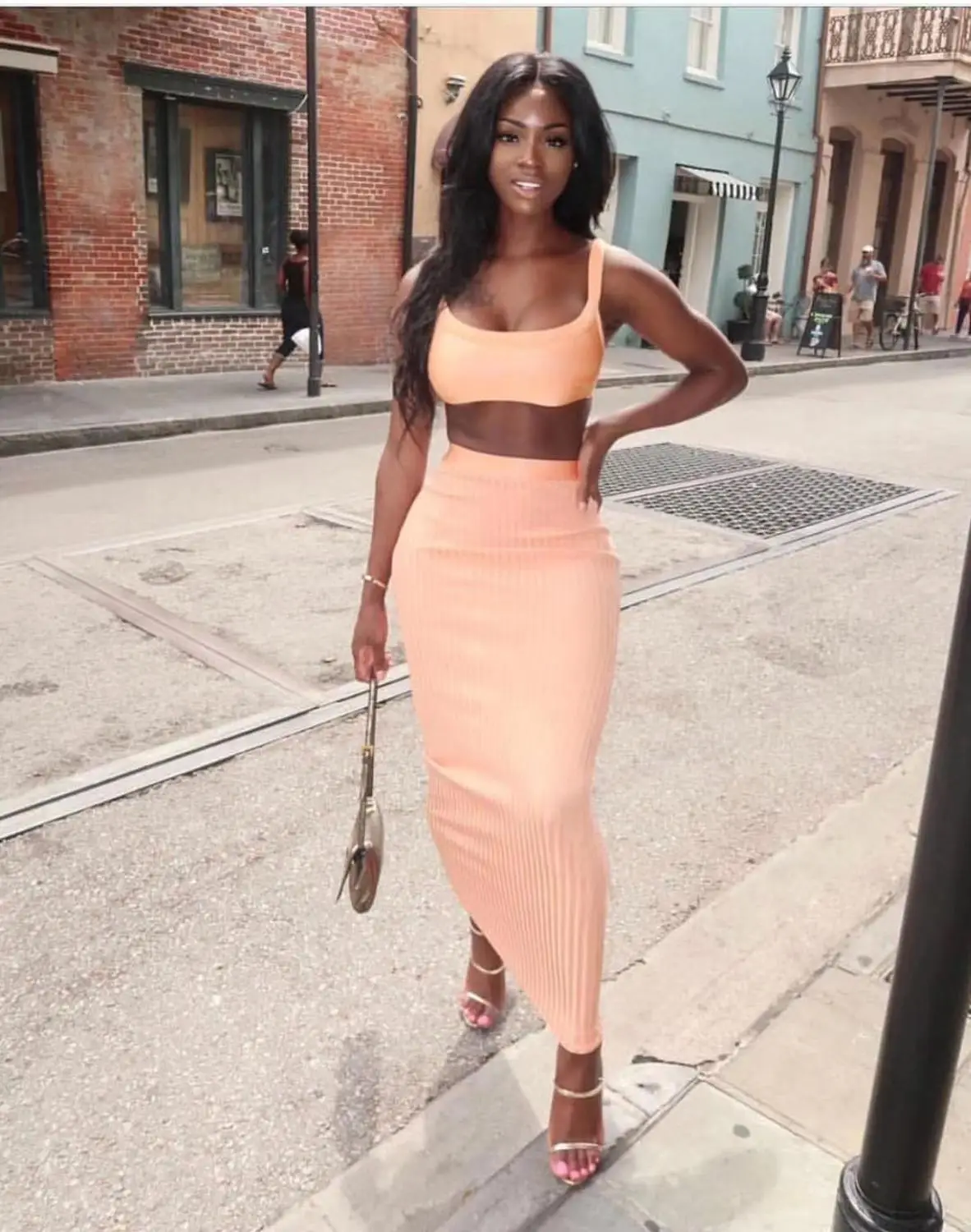 2019 New Women pink red round neck spaghetti strap Celebrity evening Party vestidos Bandage dresses wholesale
2019 New Women pink red round neck spaghetti strap Celebrity evening Party vestidos Bandage dresses wholesale