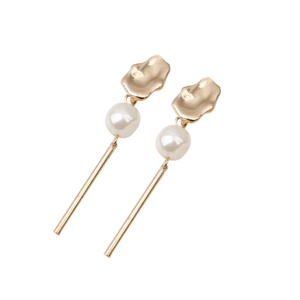 femme 2019 Network Red Metal Irregular Shaped Beads Ladies Women Geometric Earrings Wedding Party Earrings A523
femme 2019 Network Red Metal Irregular Shaped Beads Ladies Women Geometric Earrings Wedding Party Earrings A523