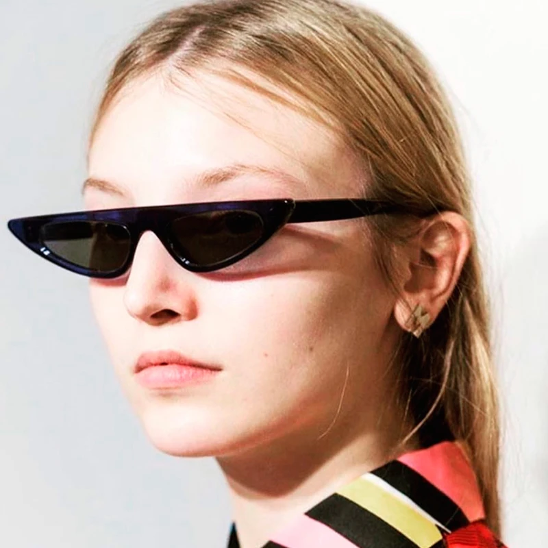 FU E Vintage Sunglasses Women Cateye Luxury Brand Designer Sunglasses Retro Small Red ladies Sunglass Black Eyewear Oculos UV400
FU E Vintage Sunglasses Women Cateye Luxury Brand Designer Sunglasses Retro Small Red ladies Sunglass Black Eyewear Oculos UV400