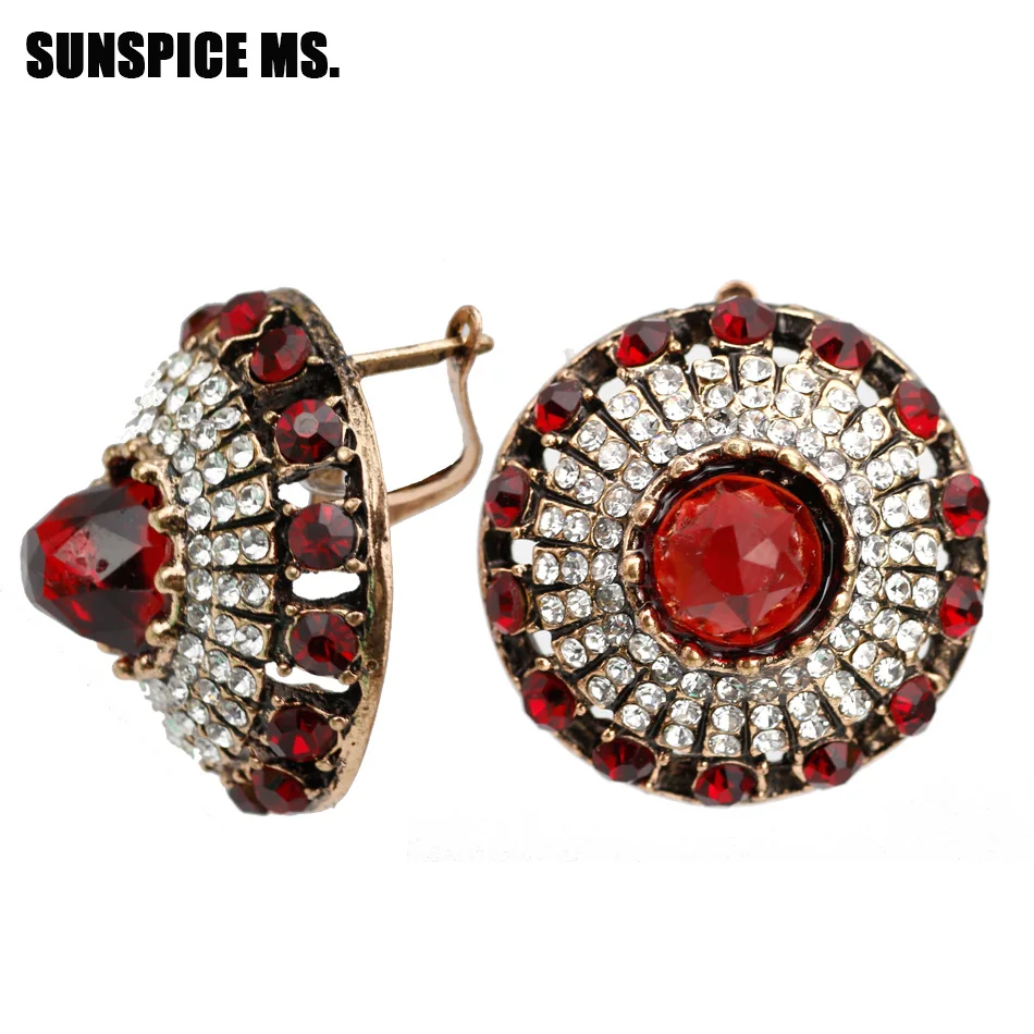 SUNSPICE MS. Luxury Natural Stone Indian hook Earrings Vintage Retro Gold Round Earring For Women Turkish Bridal Wedding Jewelry
SUNSPICE MS. Luxury Natural Stone Indian hook Earrings Vintage Retro Gold Round Earring For Women Turkish Bridal Wedding Jewelry