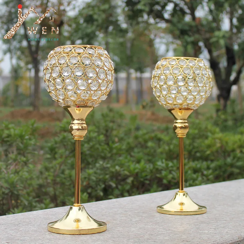 New 2pcs metal gold plated candle holder with crystals wedding candelabra/centerpiece decoration candlestick
New 2pcs metal gold plated candle holder with crystals wedding candelabra/centerpiece decoration candlestick