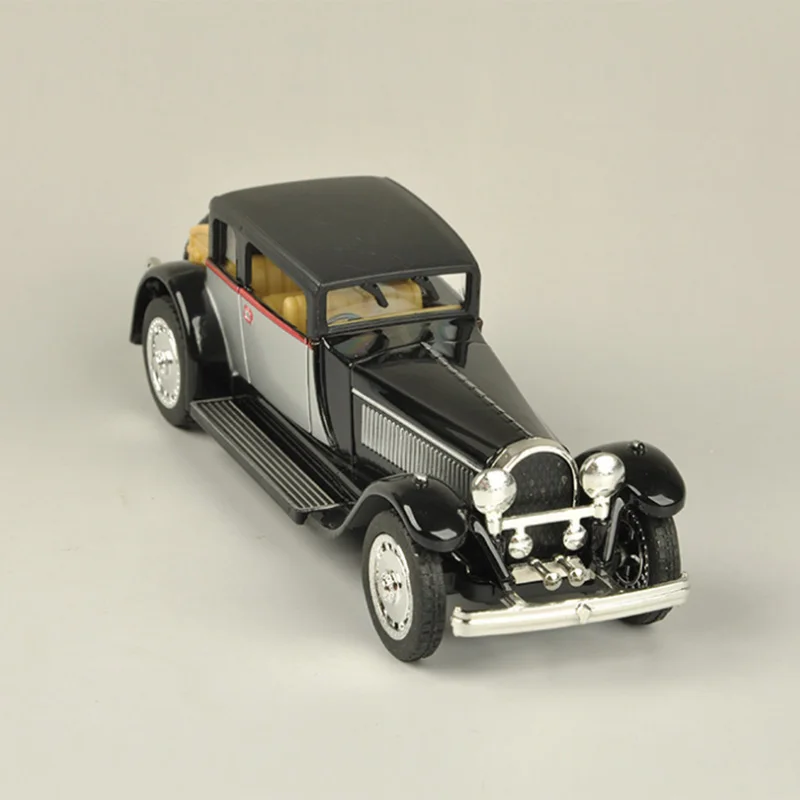 1:28 Vintage Bugatti Car Model Sound and Light Alloy Pull Back Flashing Classic Vintage Collective Music Car Toy collection
1:28 Vintage Bugatti Car Model Sound and Light Alloy Pull Back Flashing Classic Vintage Collective Music Car Toy collection
