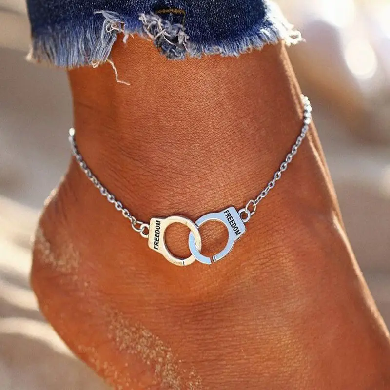 Hot Sale Vintage Silver Color Handcuffs Anklets for Women Bohemian Freedom Ankle Bracelet on the Leg Barefoot Party Jewelry
Hot Sale Vintage Silver Color Handcuffs Anklets for Women Bohemian Freedom Ankle Bracelet on the Leg Barefoot Party Jewelry