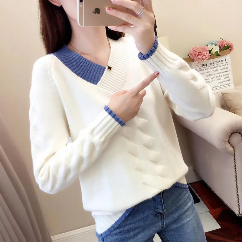 Women Knitted Sweaters and Pullovers Casual Long Sleeve Women Warm V-Neck Fall Jumper Korea Twist Female Solid Pull Blue Sweater
Women Knitted Sweaters and Pullovers Casual Long Sleeve Women Warm V-Neck Fall Jumper Korea Twist Female Solid Pull Blue Sweater