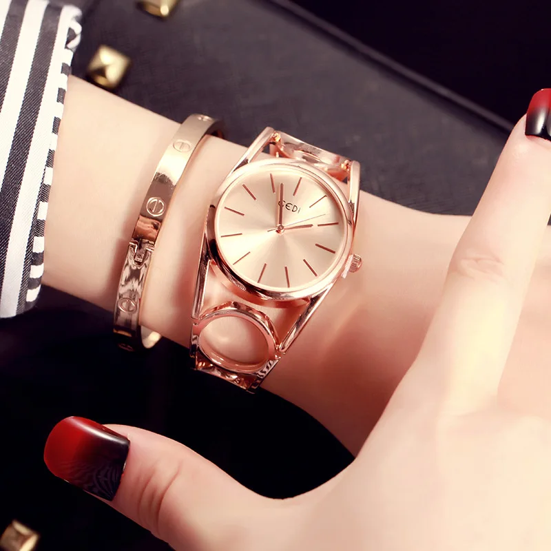 New Fashion Rose Gold Bracelet Watches Women Top Luxury Brand Ladies Quartz Watch Famous Wrist Watch Relogio Feminino reloj
New Fashion Rose Gold Bracelet Watches Women Top Luxury Brand Ladies Quartz Watch Famous Wrist Watch Relogio Feminino reloj