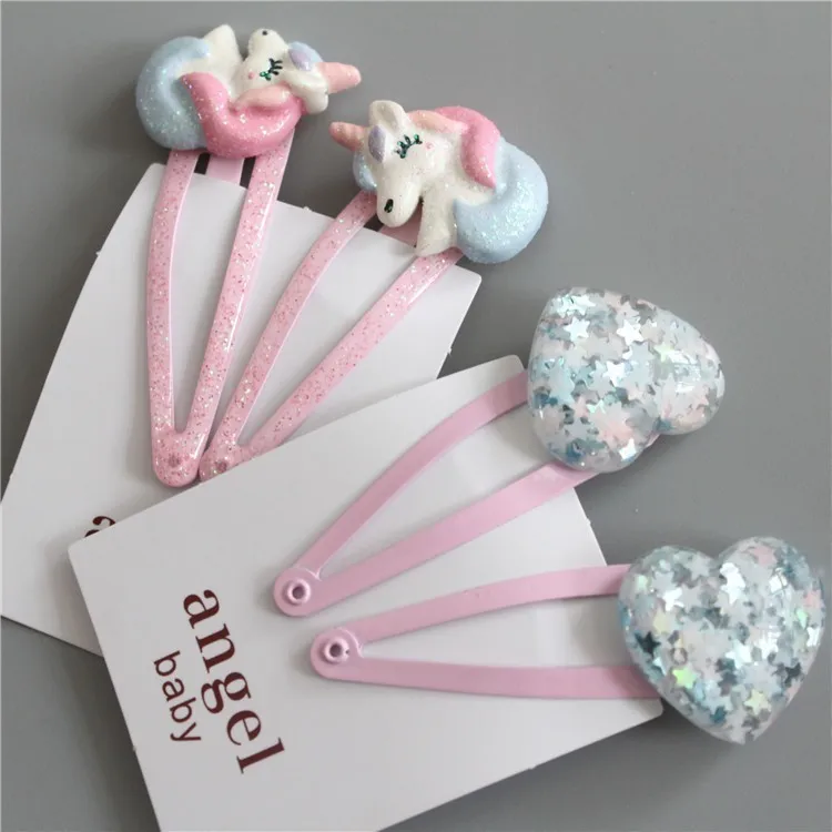 2PCS New Lovely Cartoon Heart-shaped BB Clips Girls Hair Accessories Kids Hairpins Children Headwear Baby Hair Clips Headdress
2PCS New Lovely Cartoon Heart-shaped BB Clips Girls Hair Accessories Kids Hairpins Children Headwear Baby Hair Clips Headdress