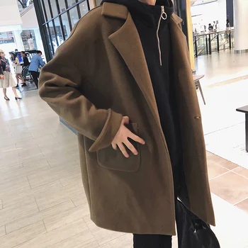 Autumn And Winter New Men's Fashion Simple Casual Woolen Coat Solid Color Loose Long-sleeved Cotton Polyester Youth Temperament
Autumn And Winter New Men's Fashion Simple Casual Woolen Coat Solid Color Loose Long-sleeved Cotton Polyester Youth Temperament